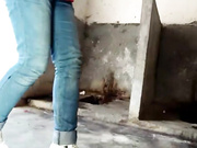 國內廁拍大神拍攝小縣城公共旱廁幾個年輕妹子如廁 雪白大屁股看得誘惑十足 露臉高清