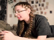 欲火中烧的女孩想要性爱，温柔的亲吻性爱