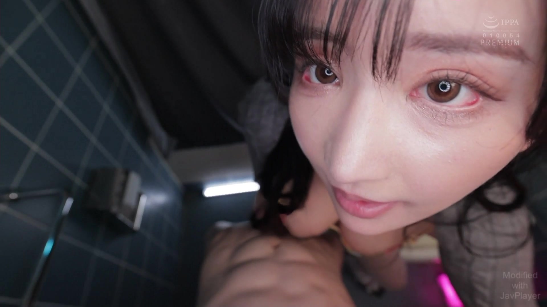 [PRED-674] 和大奶色气的零食姐姐的售后不伦 楪カレン【破解】 - 2of5