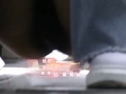 公共場所衛生間大膽坑神專門挑選年輕漂亮妹子如廁偷拍 形態各異私處看得讓人欲火焚身 1080P高清原版