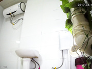 【全網推薦】未流出過的小旅館衛生間高清偷拍（第一部）雪白肌膚堅挺美乳看得讓人欲火焚身～原版高清