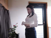 [PJAM-020] 媚薬悦楽 近所で噂の美人妻を性感エステで堕とす。オイルまみれで変態化した淑女の本性 妃ひかり - 1of5