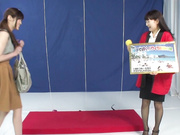 [RCT-866] スカート巾着で母親の裸当ててみて！ゲーム【破解】 - 1of5