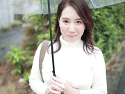 [JUL-335] 指輪は、ときに首輪になる。 嫉妬が激しい夫から解放されたいIカップ人妻 今野つばき 33歳 AVデビュー！！【破解】 - 1of5