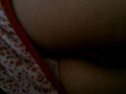 買通女宿舍管理員進入女宿舍看女生咪咪和私處,這次膽子大了,竟然掏出JB輕輕在女生陰戶上摩,直到宿管喊他不能再玩了才戀戀不舍走了 720P高清原版