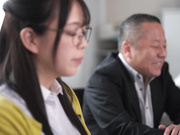 [IPZZ-535] 大嫌いな上司に媚薬を飲まされ卑猥下着を着せられ何度もイキまくる巨乳地味メガネOL 入社した会社は変態達の巣窟でした…。 【破解】 - 1of5