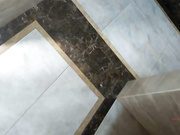 最新流出國內廁拍大神尾隨妹子進入路邊公廁偷拍美女少婦如廁噓噓 形態各異逼逼看得欲火焚身 1080P高清原版