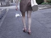 YMRK-062 一人暮らしの女子大生を狙う鬼畜レ●プ集団自宅押込み中出し強●性交 被害者A.Mちゃん 皆瀬あかり - 1of5