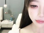 天生尤物 名媛也下海！妖精勾魂的漂亮脸蛋，极品高挑身材大长腿 美乳翘臀，粉嫩穴跳蛋湿漉漉的！真尤物