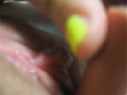 超福利026 看着像高中生的小女孩用骚逼喝奶瓶喝出淫水了 这嫩鲍鱼百人不遇啊