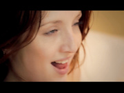 剧情超好的蒙古混血美女把猛男蒙上眼睛自己拿润滑油开始玩弄。最后被大鸡巴干的超爽的