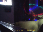 Q仔哥带你体验梦幻会所的胸推丝袜脚撸小姐不小心把鸡巴划破