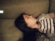 新春重磅福利覗魔大神最新大作同时迷倒2个妹子一起玩弄沙发和床上分别玩弄