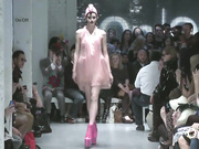 2010伦敦时装周charlielemindu全裸时装秀