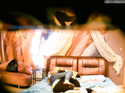 清纯漂亮的大学美女穿着紧身牛仔裤太性感,还没操就已经被爱舔逼的男友扯掉裤子舔到高潮后再狠狠狂插!国语!