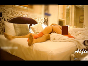 浙江某艺校22岁168CM在读清纯大学美女约到酒店情趣护士服,皮肤嫩滑有弹性,屁股翘,后入超爽!