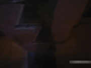 真走运偏僻旅馆200元操了位高颜值短裤长腿美女,外面还有客人在等她,用力太猛说：都被你搞红了,痛死了