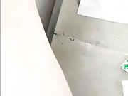 白嫩豪乳神仙姐姐户外凉亭碰到个老司机上来就给舔逼然后再约到树林站着草