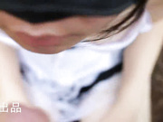 娇小水嫩的黑丝美女露露第2部刚开苞没多久就被土豪带到酒店继续调教做爱,酒店操完不刺激带到野外大战！