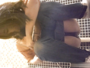 最新流出国内云上会所高清系列眼镜妹子看着手机很入迷