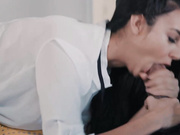 邀请男生来家学习时趁机干一炮的风骚女生