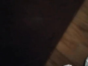 气质良家少妇主播小梅勾搭个像村官模样的胖大叔宾馆开房大叔的短鸡巴搞两下就射了