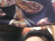 90后情侣开车到郊区没人的地方玩野战和车震,骚女友被操的大叫：好舒服好爽,用力操我,操死我这个小骚货,我是贱B