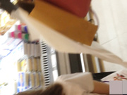 經典盜攝視訊：商超妝容品專區偷錄美女裙底風光-超清1080P（第七部）