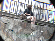 盗站最新流出题材类作品拍公共场合内急难耐的美眉们嘘嘘尿量都很充足美女尿内裤上直接把内裤丢了