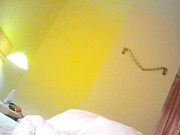 玩女达人宾馆微信约啪年龄不大拜金学生援交妹看样子入行很久了技术不错还玩69式1080P超清原版