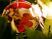 自然风酒店有点昆山龙哥感觉的霸气纹身社会大哥啪啪身材娇小的妹子舔舔再干打炮不知像不像他纹身一样猛