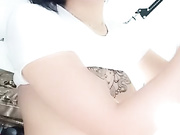 非常骚的纹身骚货露脸与大哥激情啪啪，口交足交玩的非常嗨皮，全程露脸高能各种爆草抽插，直接给鸡巴干软了