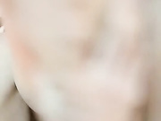 剧情演绎家教补习老师趁着小静同学家里没人威逼利诱把她给禽兽了，极品大胸一线粉嫩逼太诱人了