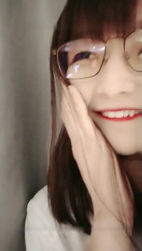 颜值不错大二学生直播 双人激情口交啪啪大秀十分诱人