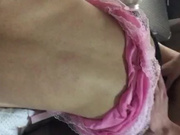 风骚伪娘TSkk 被弯屌大鸡巴努力插菊花，太大啦 插不进，换个姿势你躺着给他插，啊好大屁眼好舒服，快点啊啊嗯呀