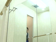 芭蕾舞舞蹈培训基地更衣室TP来换服装的漂亮妹子全过程