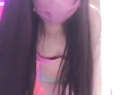 万人迷风骚二嫂又发浪了可惜八两黄金哥忙着玩手机不鸟她只能自玩小嫩穴