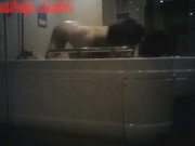 下流美妇水床世界高清完整版 “不行了 我要来了”