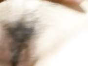 肥臀大奶的中年阿姨到酒店开房被操 吃完鸡巴迫不及待的往自己的黑骚逼里面放