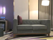 小宝寻花第二场约了个性感高颜值妹子，蹲着口交上位骑乘抽插搞得受不了_ev