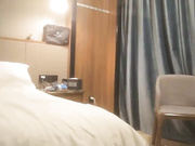 千寻全国探花约了两个妹子留一个啪啪，上位骑乘床上翘屁股后人猛操_ev