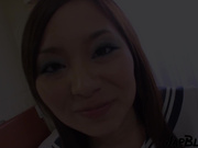 好色的日本学生想要精子进她的小穴