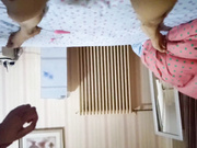 美女夫妻玩出新花样 穿上情趣丝袜找单男玩3P 露脸