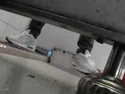 【全網首發】【國內廁拍】外站流出大神潛入某高校女廁溝廁偷拍大學生美眉噓噓 肥嫩逼逼毛毛濃密誘惑～原版高清