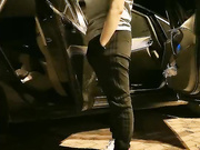 微熟女的诱惑全程露脸跟小哥户外激情口交大鸡巴扒光后入揉奶草