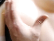 震惊 市面上流传的日充气娃娃视频 那么高质量的充气娃娃 做得跟真人一样 日起来太痛快了