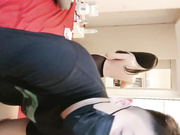 高颜值女模特全程露脸跟小哥哥激情啪啪，奶子好大好挺，口交大鸡巴样子好骚激情上位抽插小哥玩奶子呻吟可射