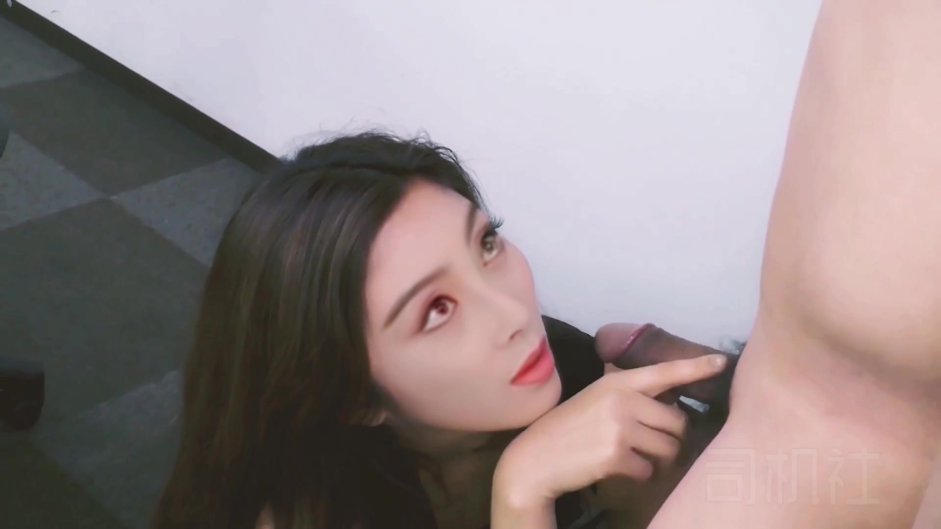 张敏 办公室偷偷的做爱