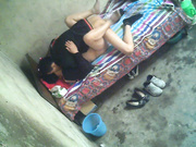 退役兵找小姐，真是能下得去嘴啊！