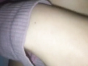 【真实MJ作品】26岁未婚水嫩大姨子被下药迷玩，抠逼吸奶插入时有反应反抗，贵在真实，1080P完整版